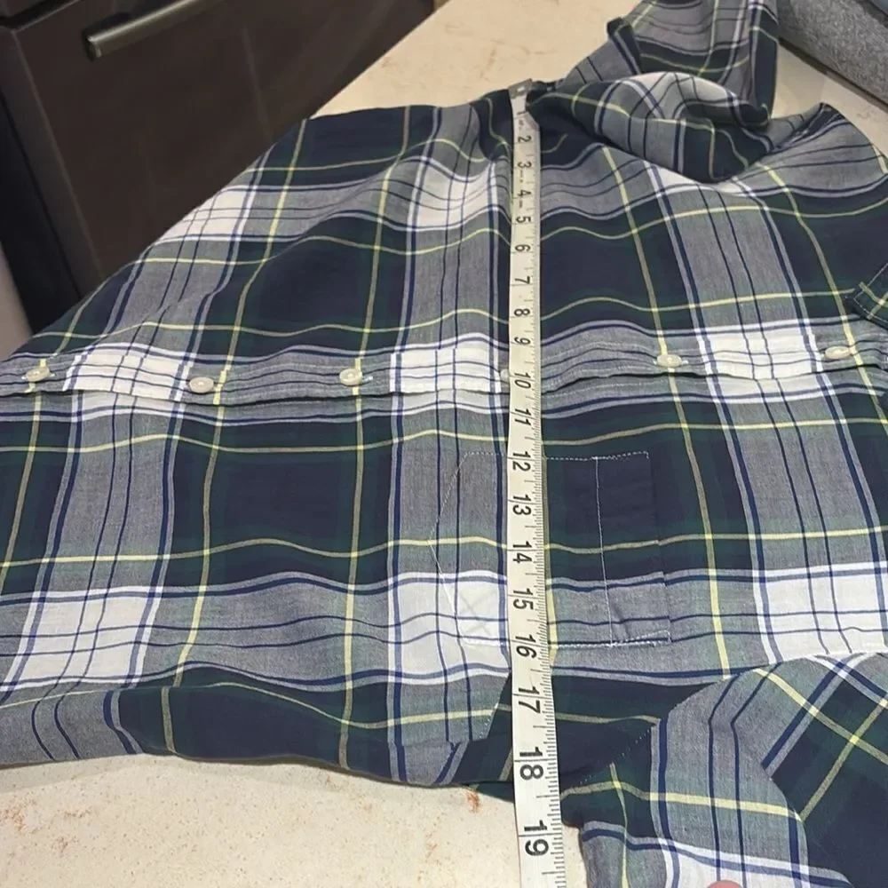 J.Crew plaid button down SZ Small
